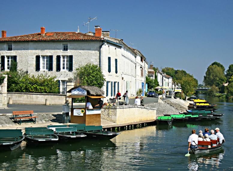 Les Plus Beaux Villages Du Marais Poitevin Les Plus Beaux Villages de France
